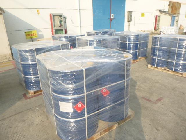 DPHP (DI-(2-PROPYLHEPTYL) FTALATOV)